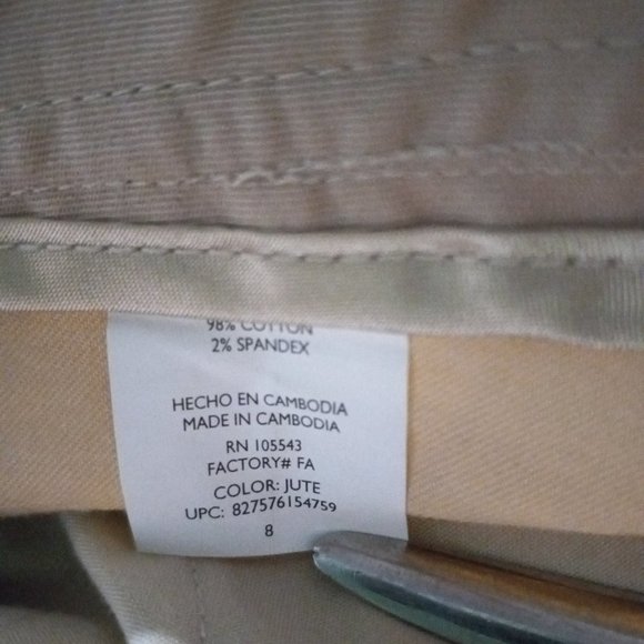 VTG Daisy Fuentes Women’s Khaki Pants Size 8 Chinos NWT Straight Leg Pockets - Picture 9 of 13